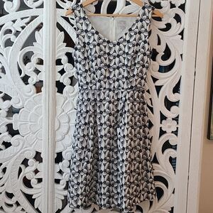 HI THERE from karen walker dress size 4 cream/navy